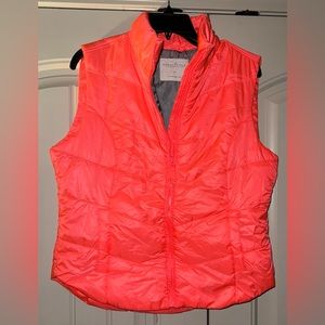 Aeropostale large puff bright coral puffer vest women’s